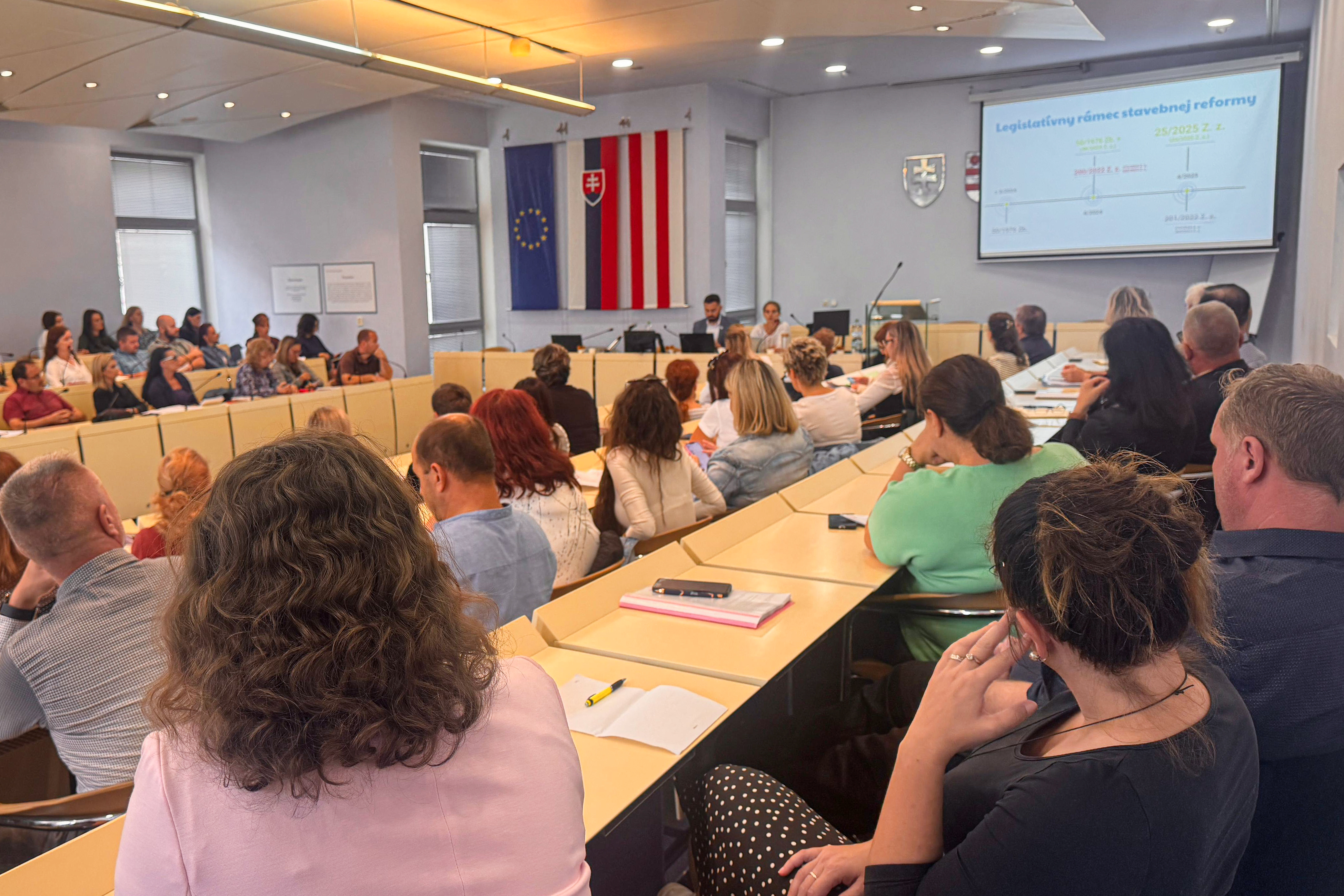 Odborníci z Úradu pre územné plánovanie a výstavbu SR školili o novom Stavebnom zákone v Prešove