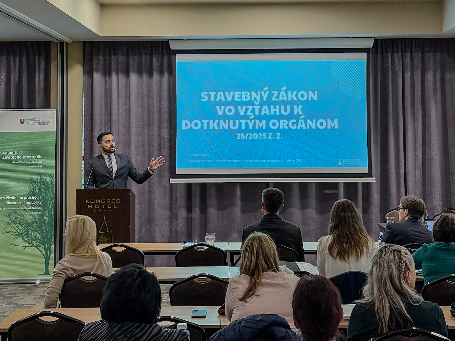 Zúčastnili sme sa seminára o ochrane ovzdušia. Predstavili sme nový Stavebný zákon.