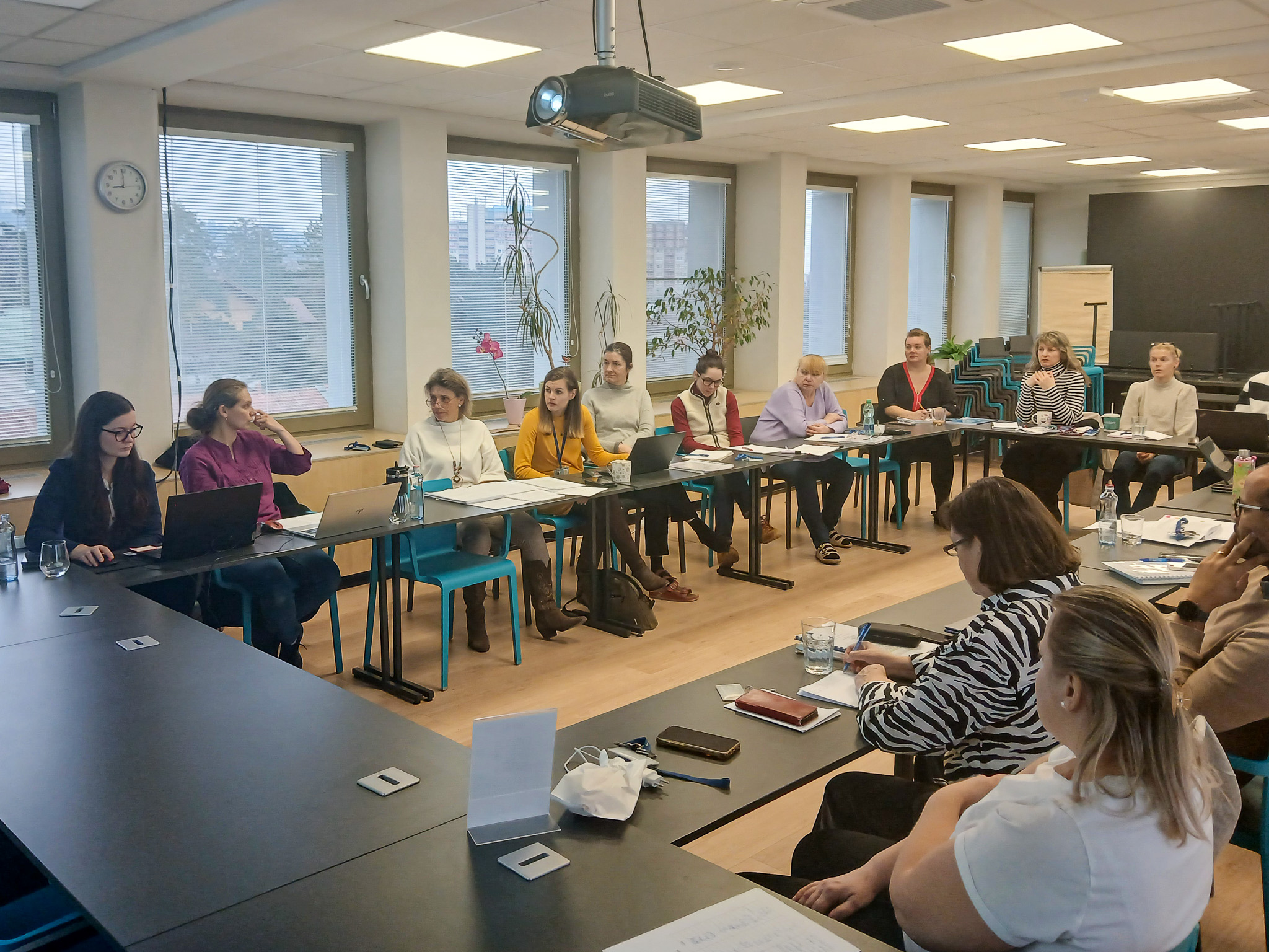 Prednášali sme zamestnancom Vodohospodárskej výstavby. Témou boli správna aplikácia legislatívy a efektívne používanie Portálu výstavby