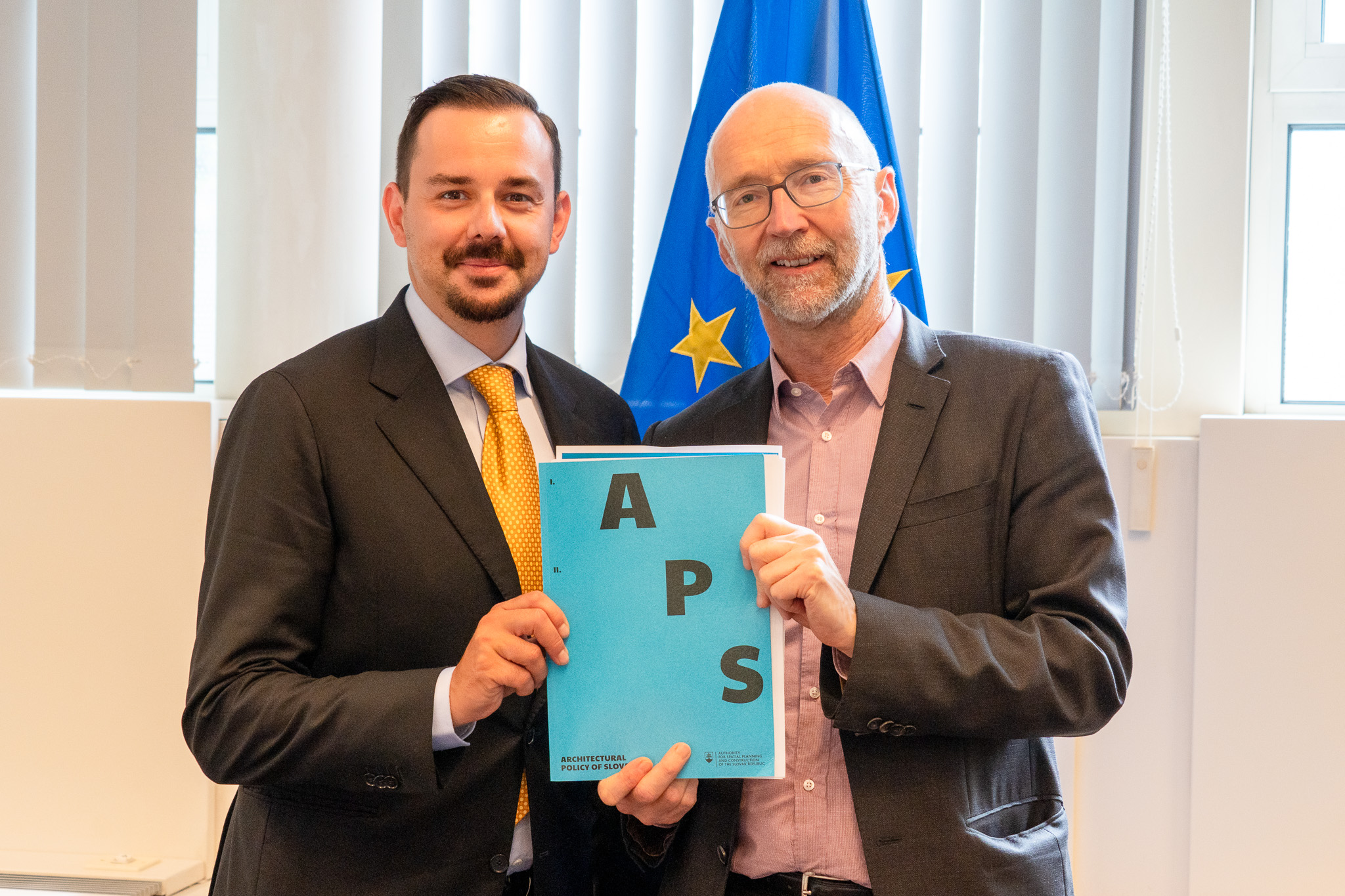 V Bruseli sme pokrstili publikáciu APS a prezentovali kompetencie a kroky nášho úradu